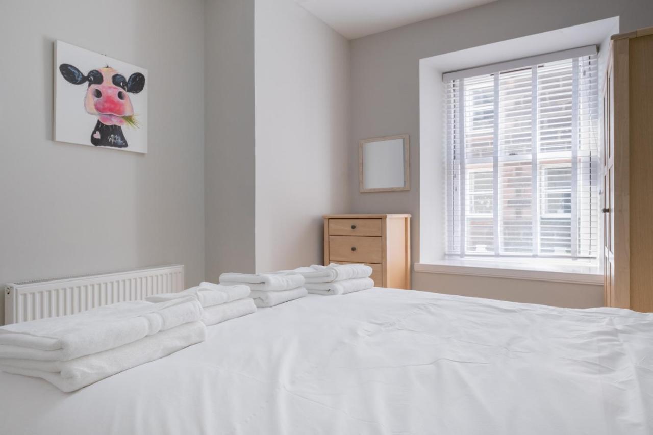 Stonehaven Ground Floor Home With A Spectacular Harbour View. Kültér fotó